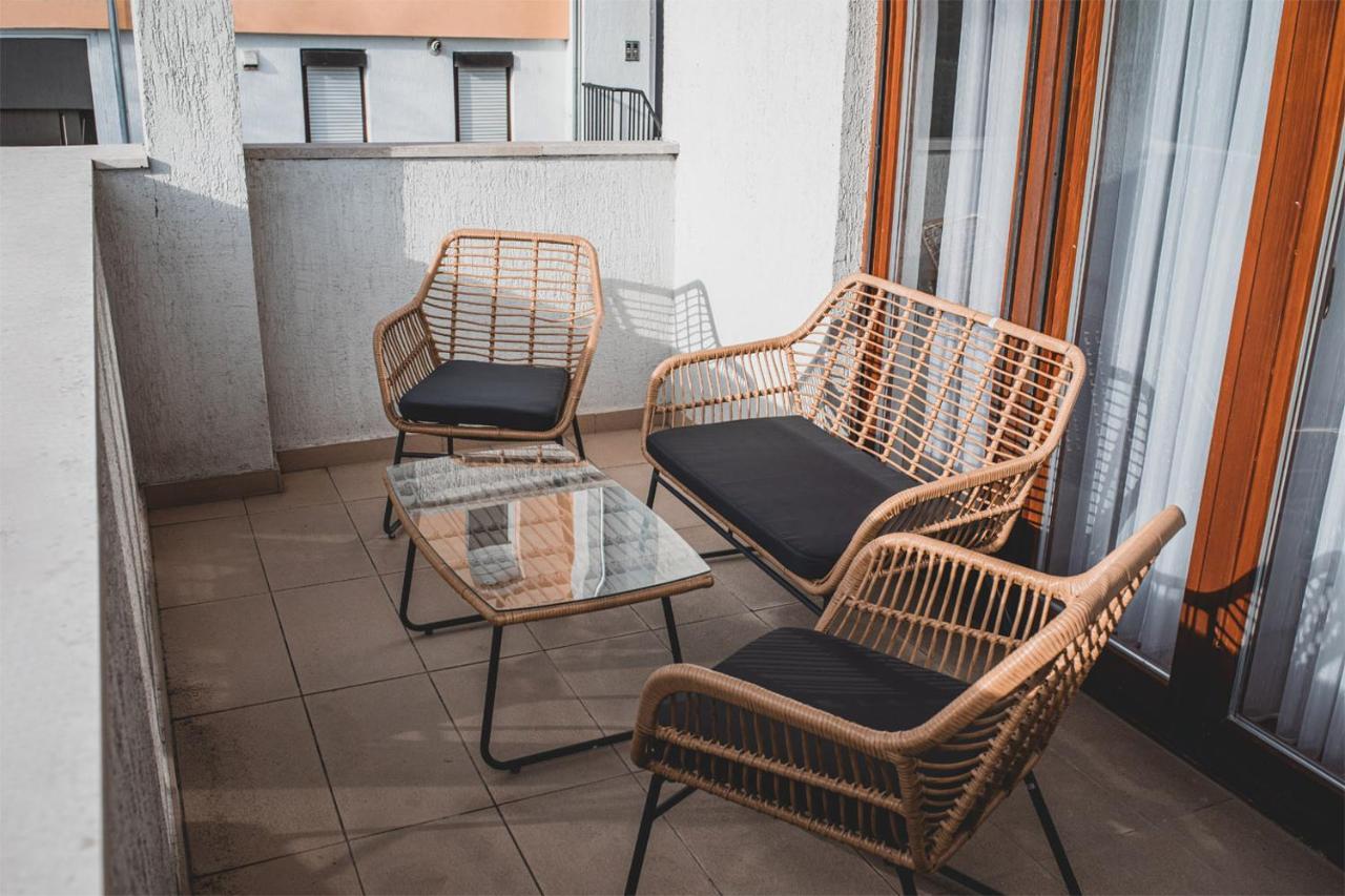 Helles 3 Schlafzimmer Apartment Zwischen Zagreb Zentrum & Natur Kültér fotó