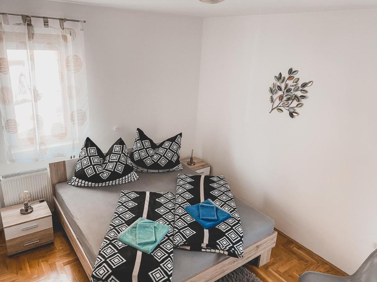 Helles 3 Schlafzimmer Apartment Zwischen Zagreb Zentrum & Natur Kültér fotó